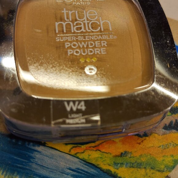 L'Oreal True Match Super-Blendable Powder - W4 Light Medium - Picture 6 of 7